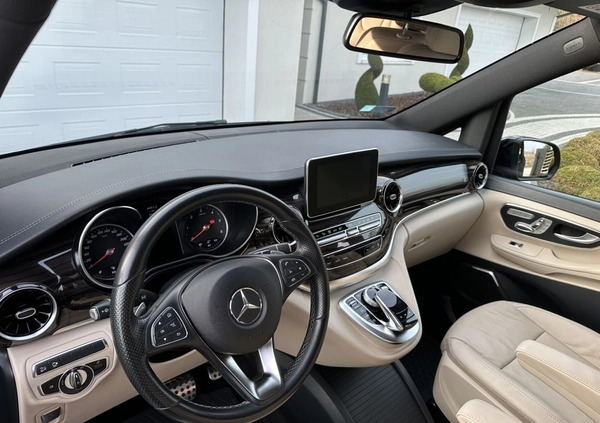 Mercedes-Benz Klasa V cena 249900 przebieg: 70000, rok produkcji 2020 z Kielce małe 466